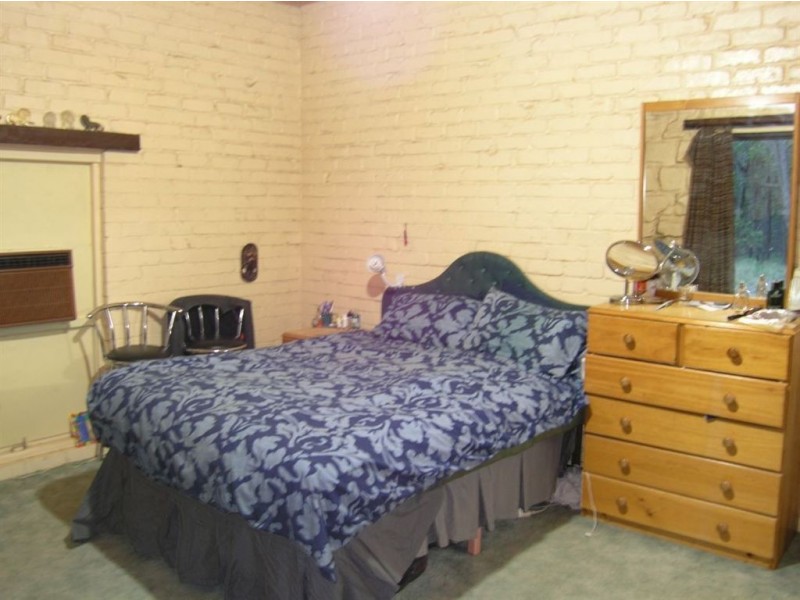 215 Tudors Lane, Ross Creek VIC 3351