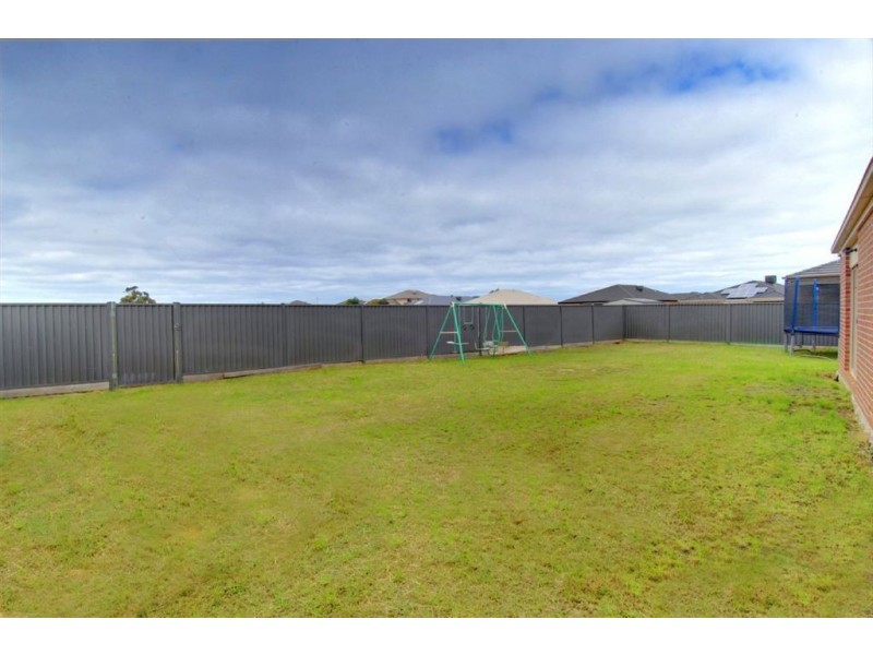 3 Polwarth Court, Alfredton VIC 3350