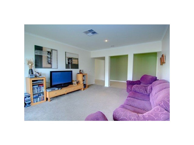 3 Polwarth Court, Alfredton VIC 3350