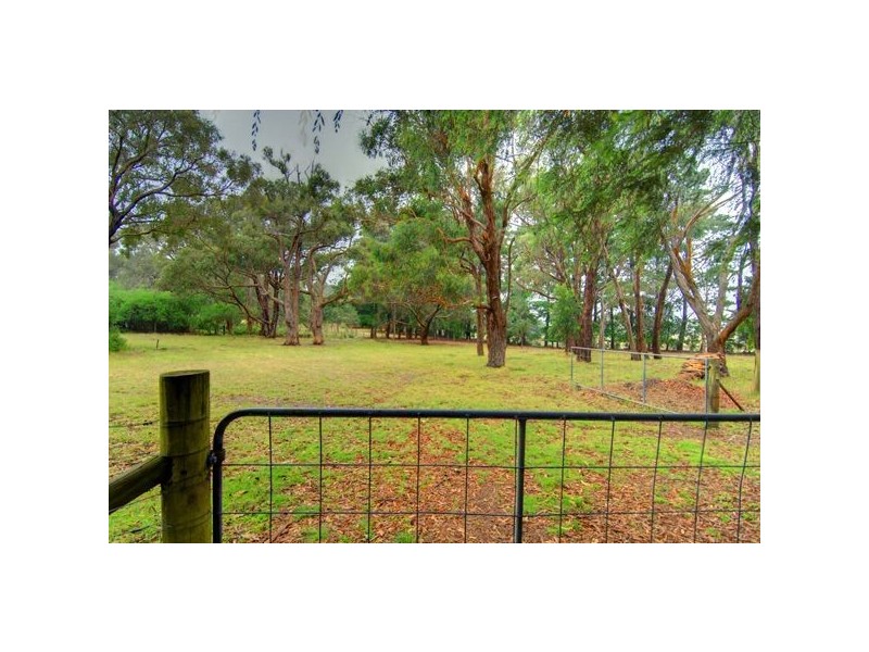 44 Finches Road, Smythes Creek VIC 3351