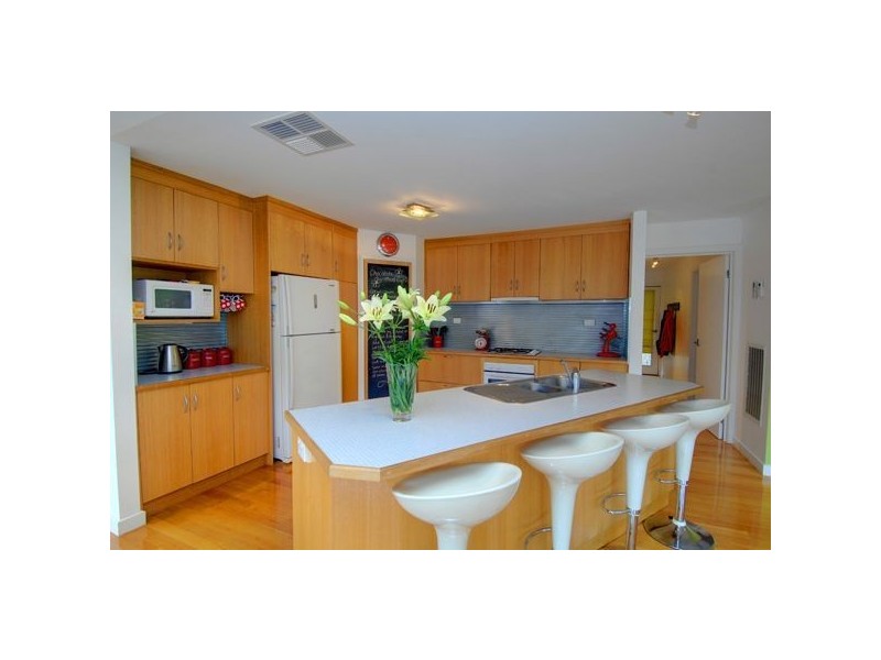 8 Bergs Lane, Mount Helen VIC 3350