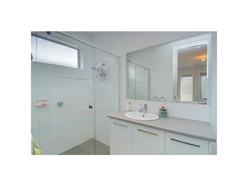 28 Clovedale Avenue, Alfredton VIC 3350