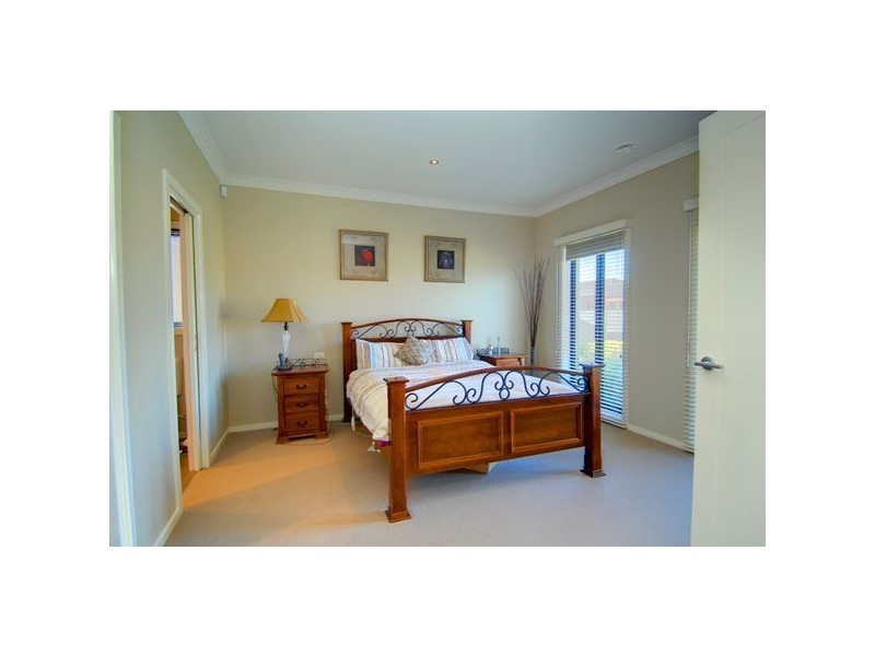 12 Jacob Court, Alfredton VIC 3350