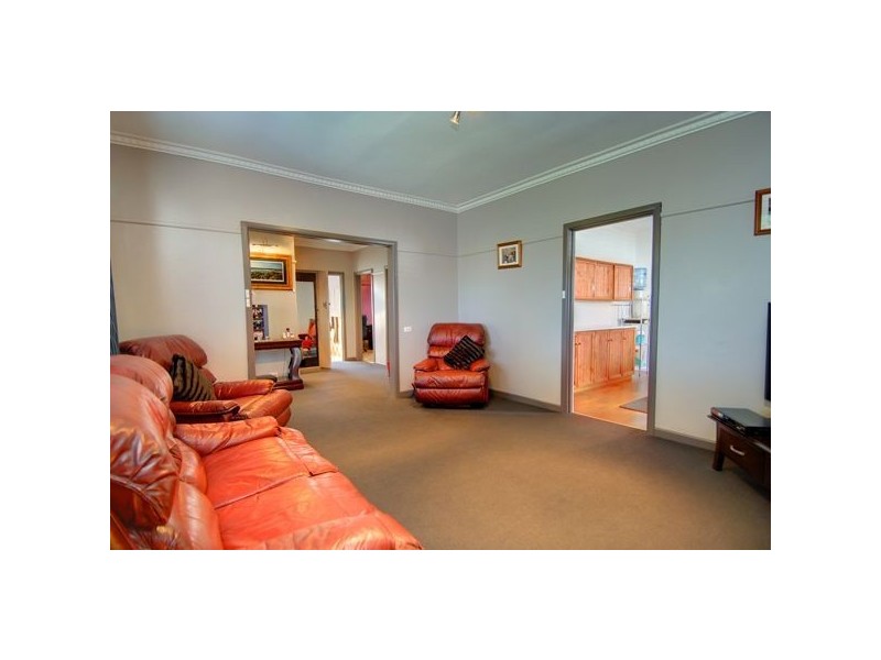 11 Alexandra Street, Redan VIC 3350