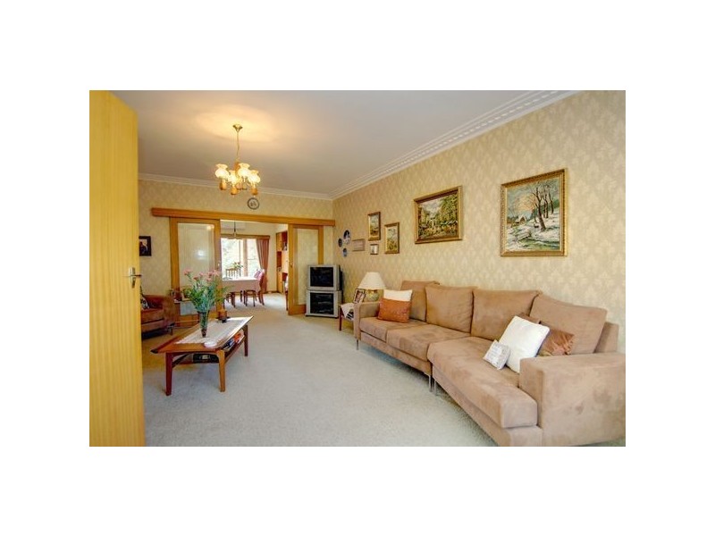 8 Cardigan Avenue, Alfredton VIC 3350