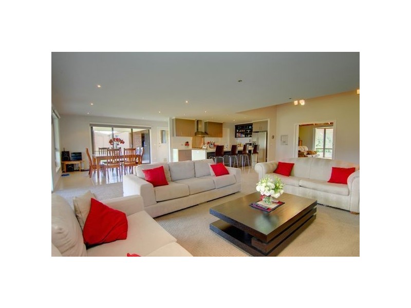 60 Harbours Rd, Ballarat VIC 3350