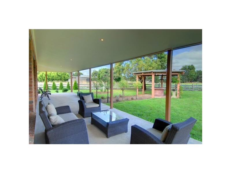 60 Harbours Rd, Ballarat VIC 3350