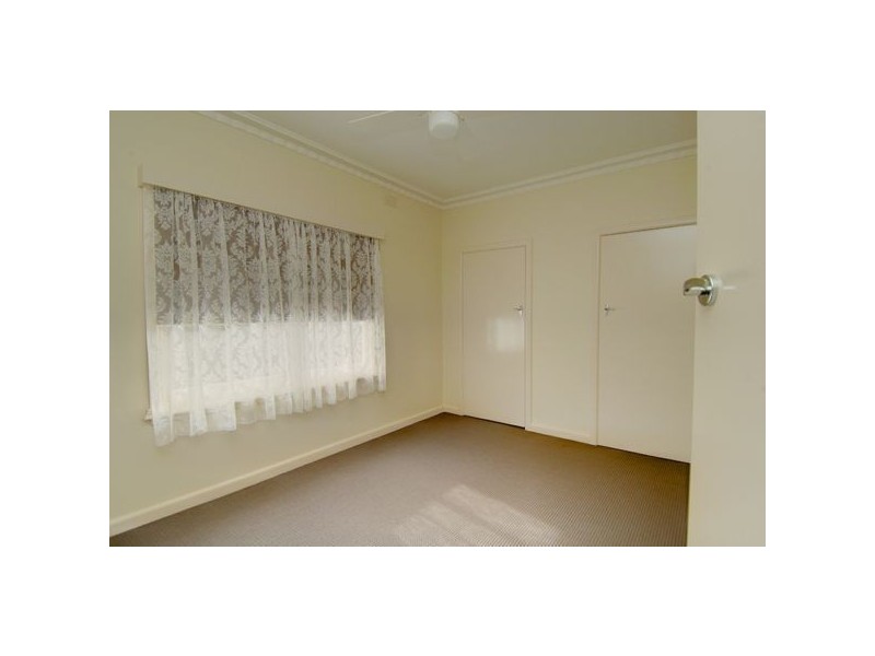 14 Shirley Street, Wendouree VIC 3355