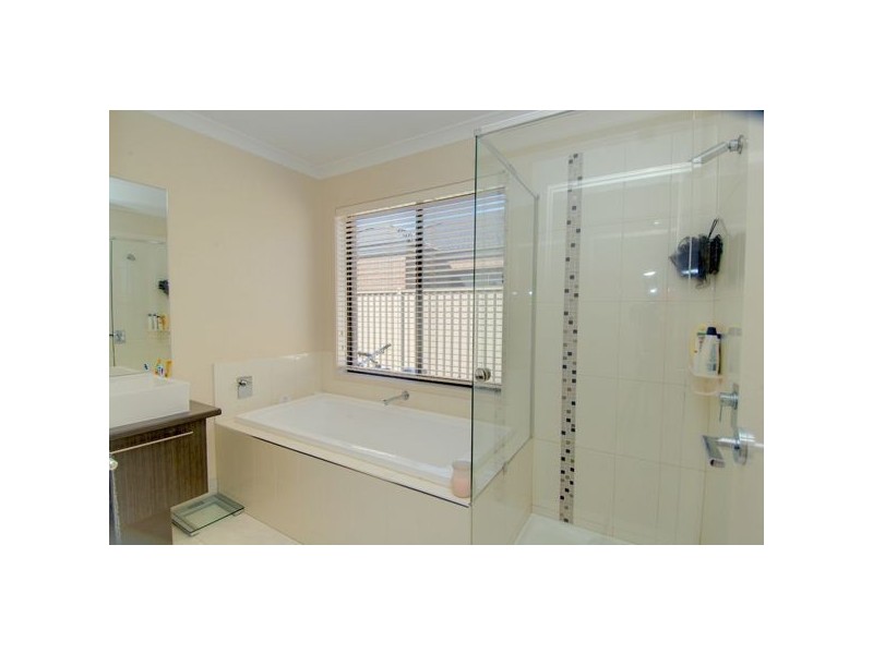 153 Canadian Lakes Boulevard, Ballarat VIC 3350