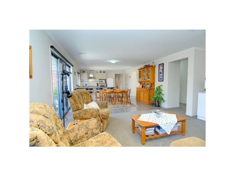 3 Hanwood Close, Delacombe VIC 3356