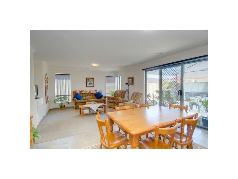 3 Hanwood Close, Delacombe VIC 3356