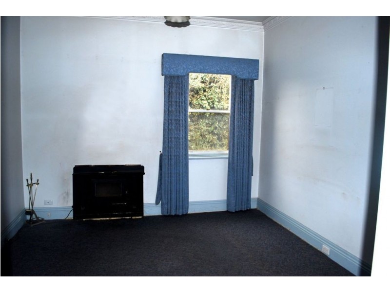 209 High Street, Learmonth VIC 3352