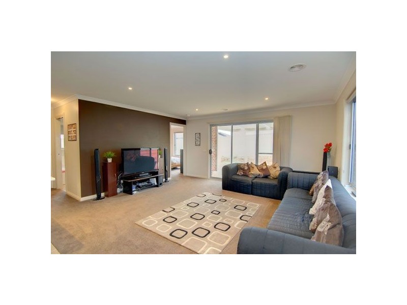 3 Waterside Close, Macarthur Park, Ballarat VIC 3350