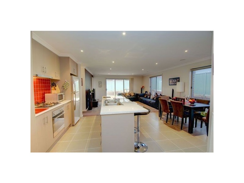 3 Waterside Close, Macarthur Park, Ballarat VIC 3350