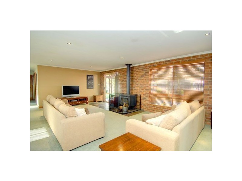 22 Shasta Drive, Delacombe VIC 3356