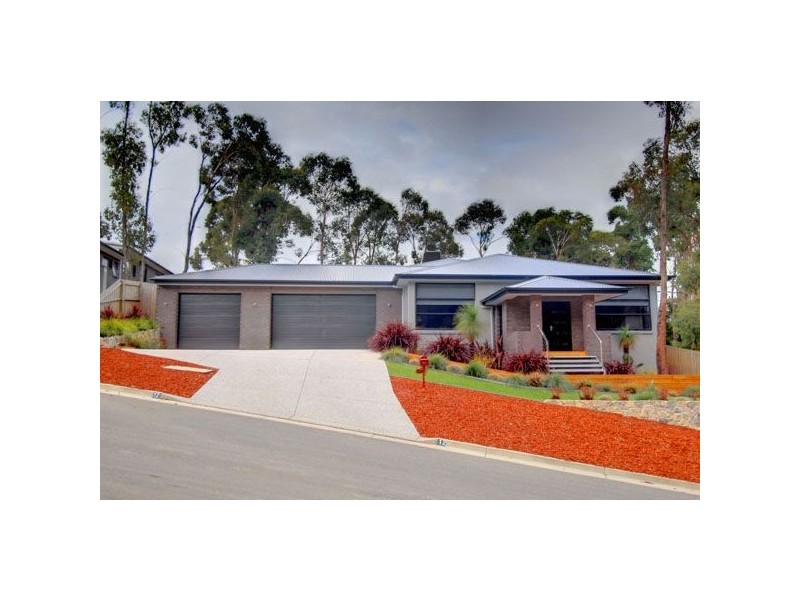 12 Zoe Drive, Mount Helen VIC 3350