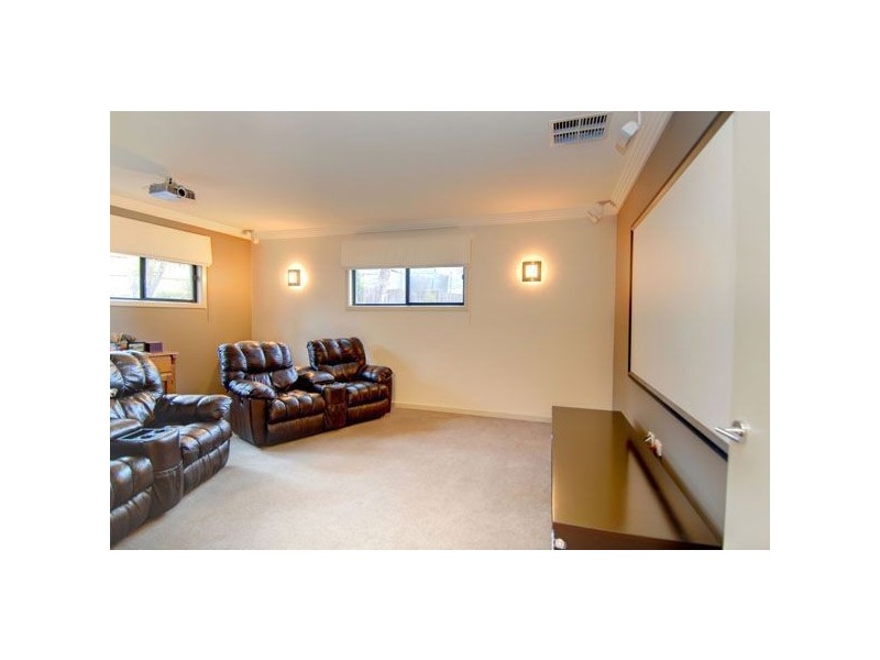 12 Zoe Drive, Mount Helen VIC 3350