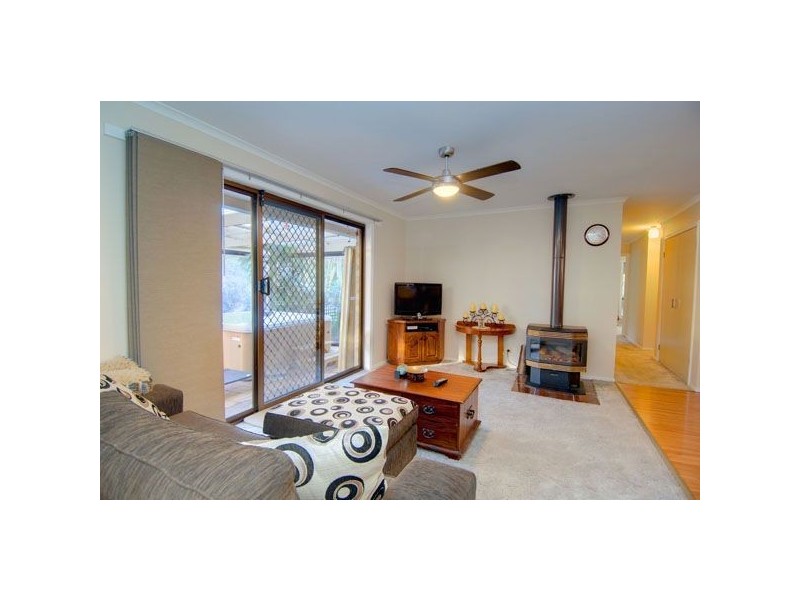 9 Wattletree Drive, Mount Helen VIC 3350