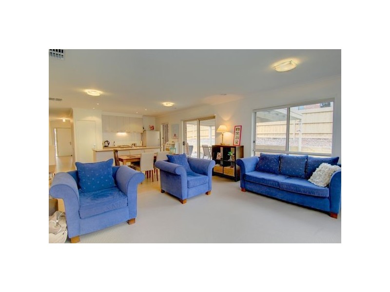 5 Fletcher Court, Mount Helen VIC 3350