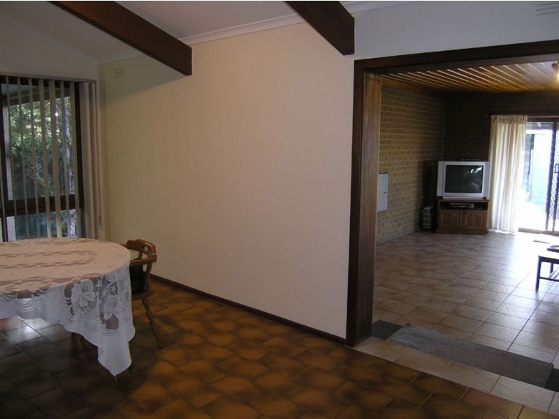 43 Smeaton Rd, Clunes VIC 3370