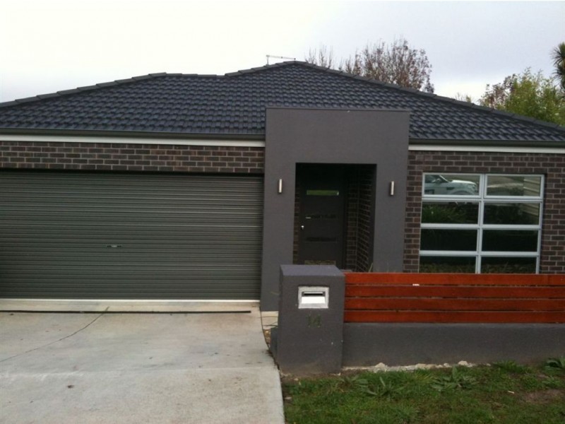 14 Pryor Street, Mount Pleasant VIC 3350