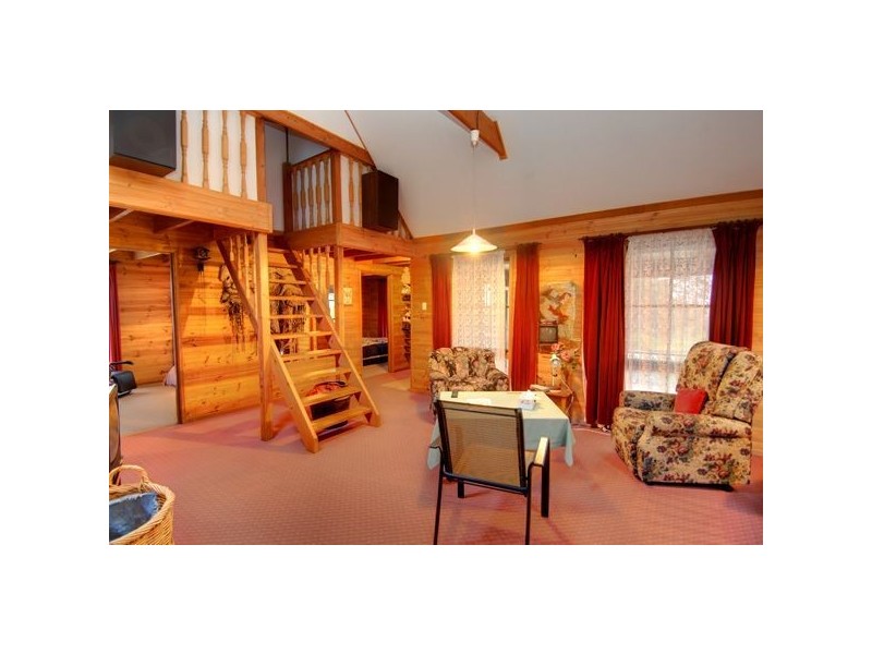 95 Centre Road, Beaufort VIC 3373