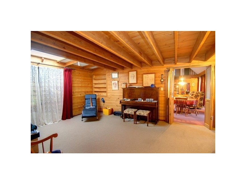 95 Centre Road, Beaufort VIC 3373