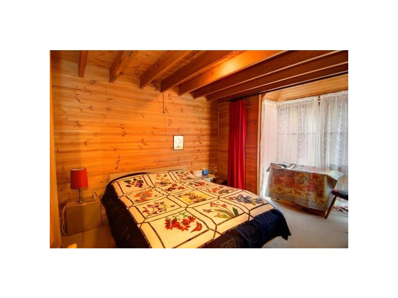 95 Centre Road, Beaufort VIC 3373