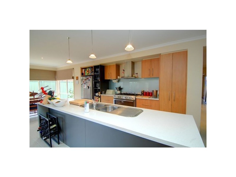 10 Coventry Street, Miners Rest VIC 3352