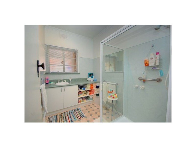 9 Muir Crescent, Ballarat VIC 3350