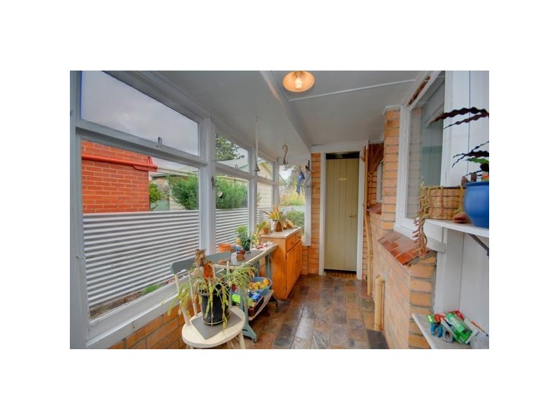 9 Muir Crescent, Ballarat VIC 3350