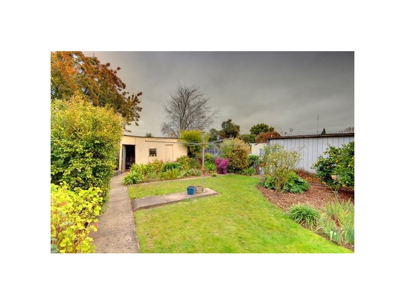 9 Muir Crescent, Ballarat VIC 3350