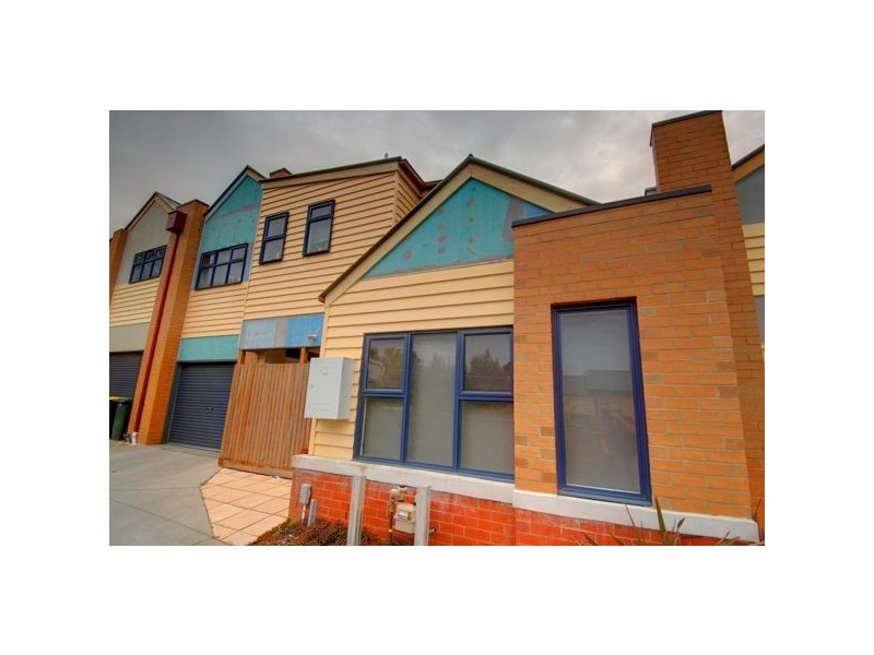 2/204 Drummond Street South, Ballarat Central VIC 3350