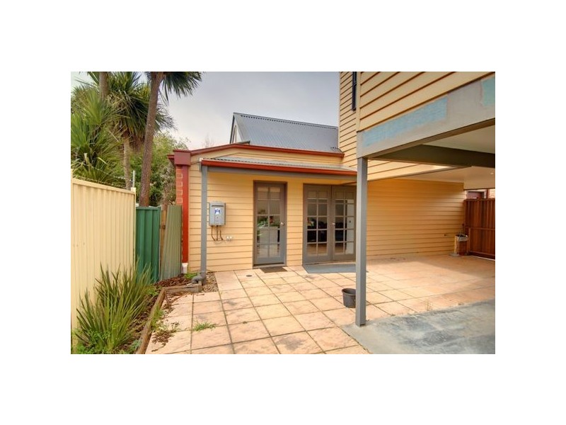 2/204 Drummond Street South, Ballarat Central VIC 3350