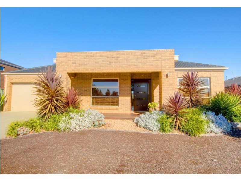 44 Waterford Drive, Macarthur Park, Ballarat VIC 3350