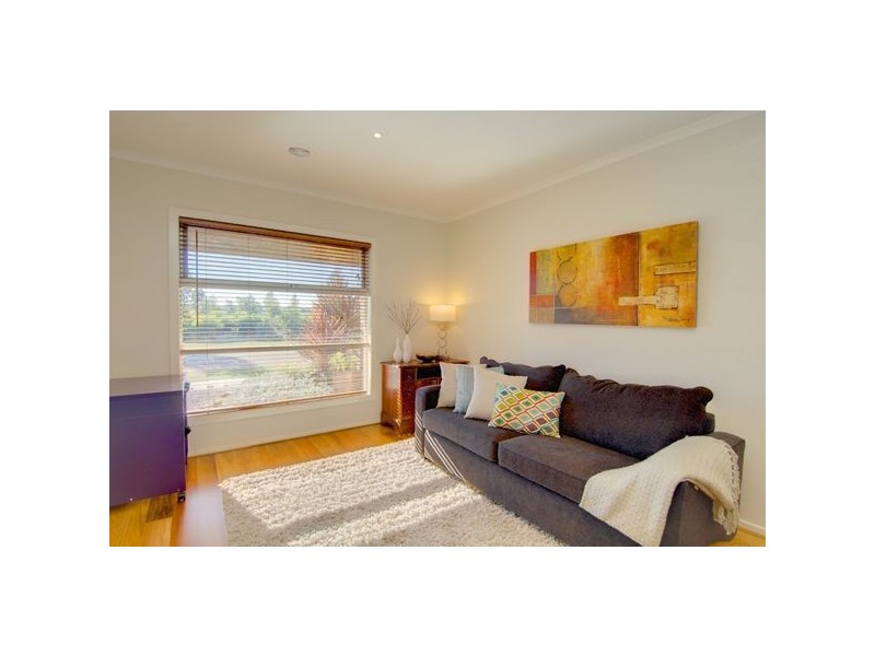 44 Waterford Drive, Macarthur Park, Ballarat VIC 3350