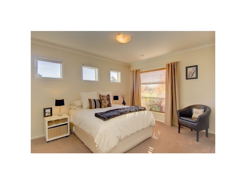 44 Waterford Drive, Macarthur Park, Ballarat VIC 3350