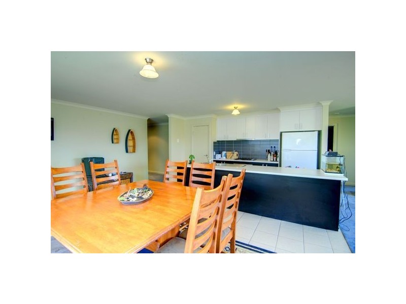 5 Chilton Close, Delacombe VIC 3356