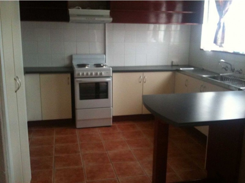 b/30 Ayres Street, Creswick VIC 3363