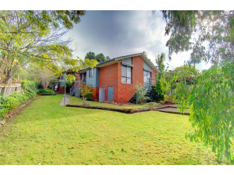 4 Allenby Court, Mount Clear VIC 3350