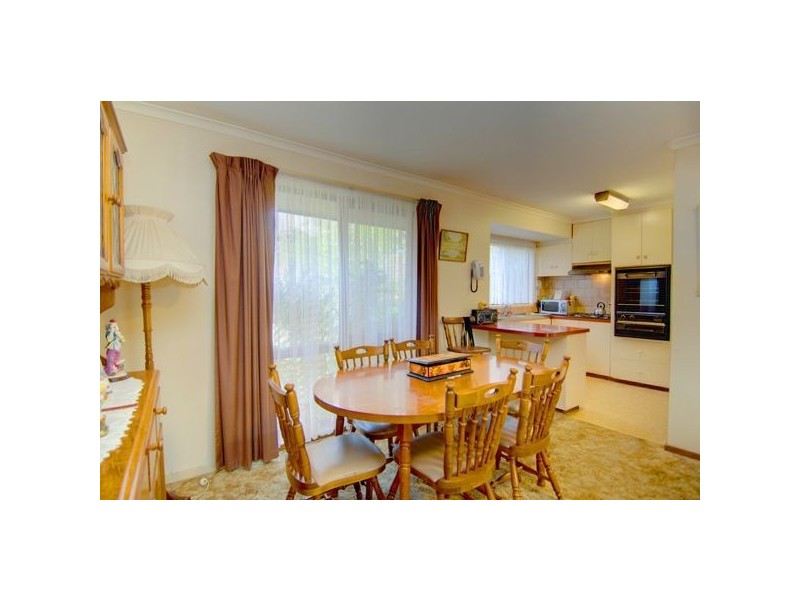 4 Allenby Court, Mount Clear VIC 3350