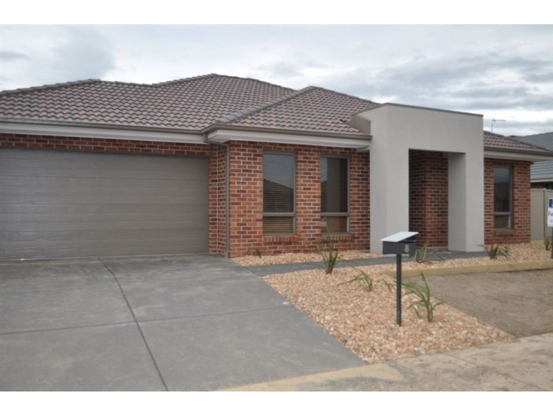 8 Naroo Street, Alfredton VIC 3350