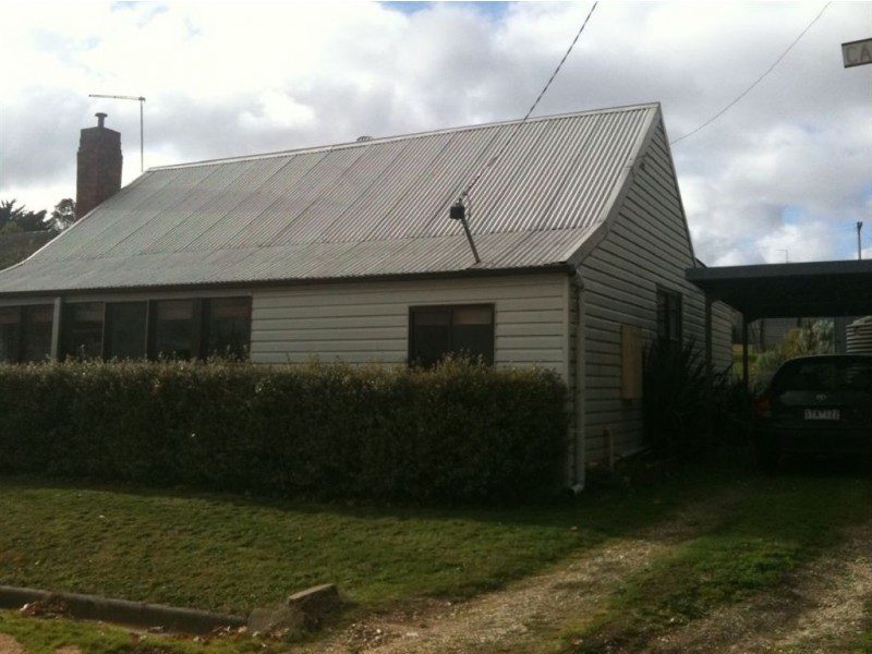 9 Camp Street, Creswick VIC 3363