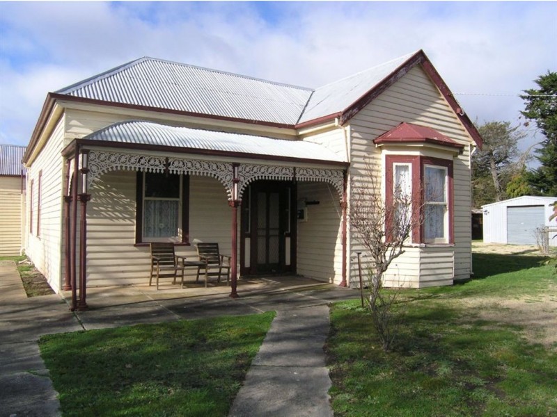75 Service St, Clunes VIC 3370