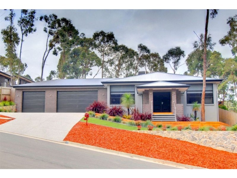 12 Zoe Drive, Mount Helen VIC 3350