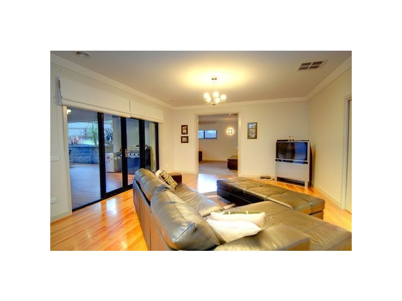 12 Zoe Drive, Mount Helen VIC 3350