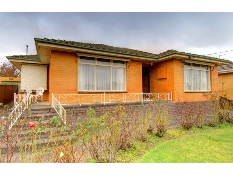 10 Lavinia Drive, Ballarat VIC 3350