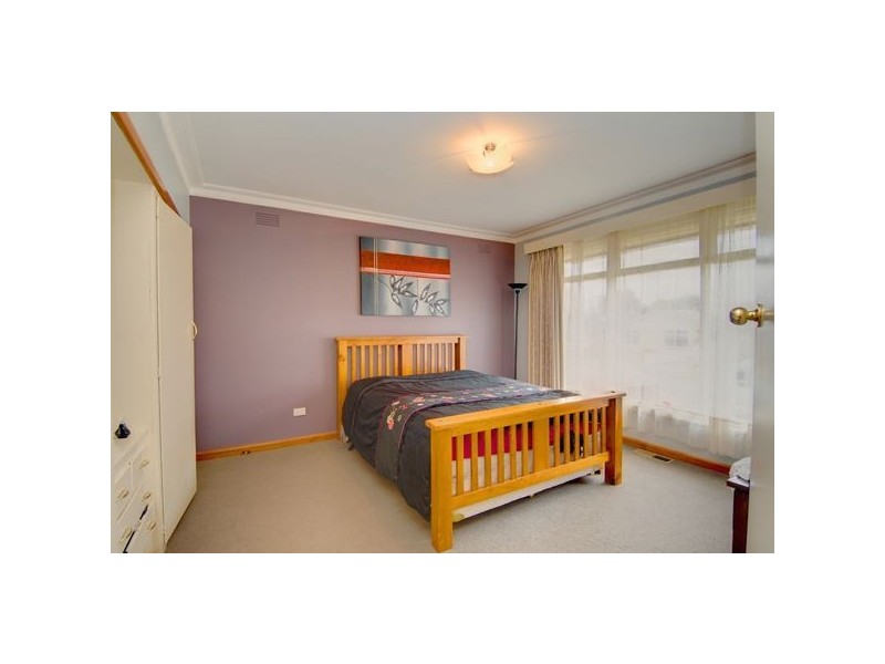 10 Lavinia Drive, Ballarat VIC 3350