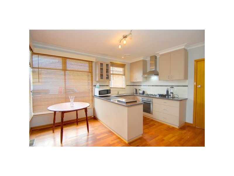 10 Lavinia Drive, Ballarat VIC 3350