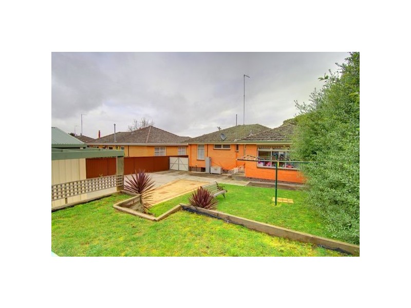10 Lavinia Drive, Ballarat VIC 3350